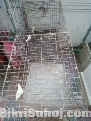 চার খো‌টের খাচা